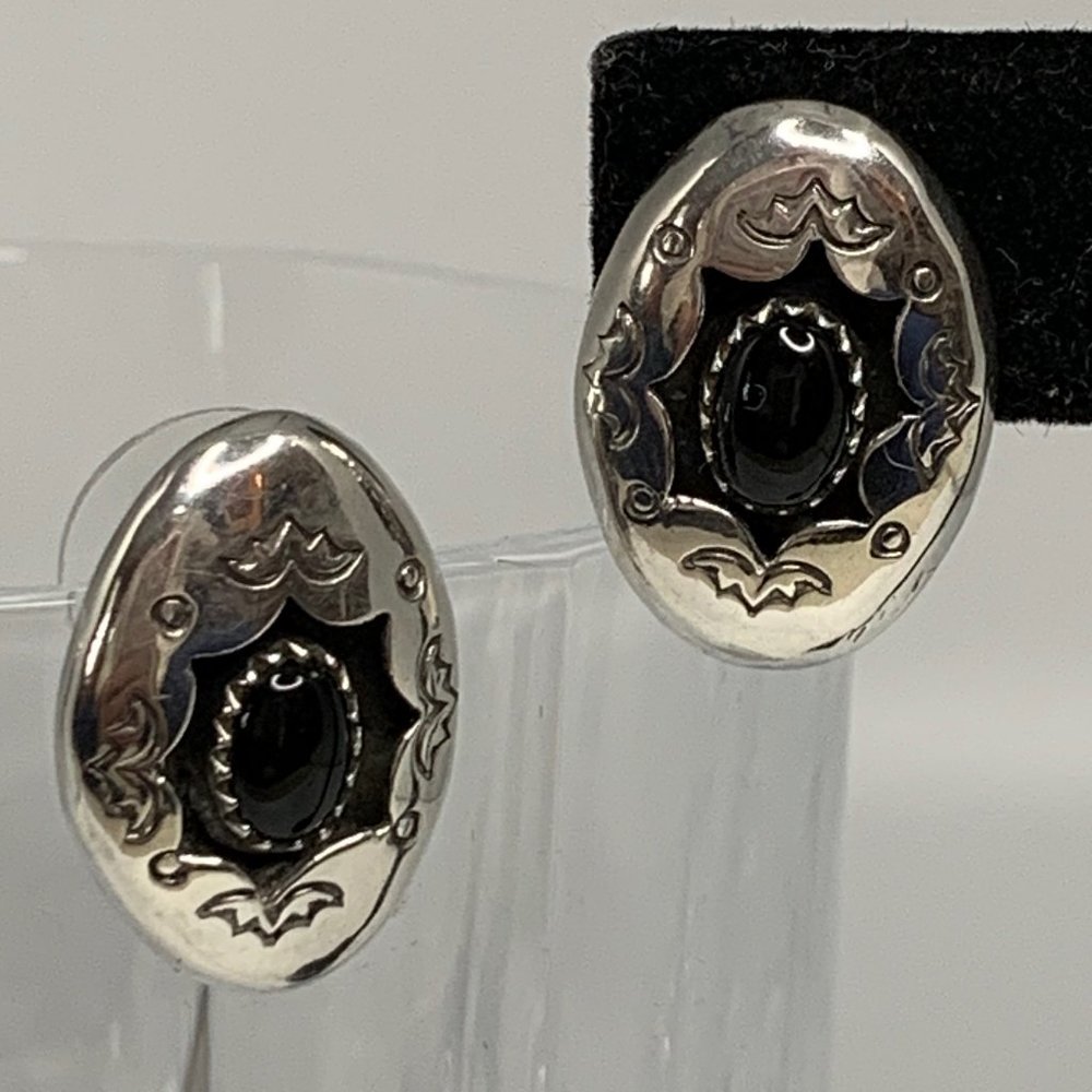 Willie Mariano Navajo Sterling Onyx Earrings